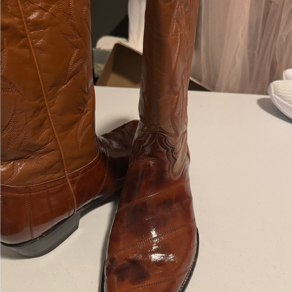 Brown Leather Western Cowboy Boots with Squared Toe